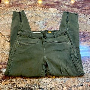 Anthropologie Pilcro and the Letterpress Size 3O Green Fit Superscript Pants